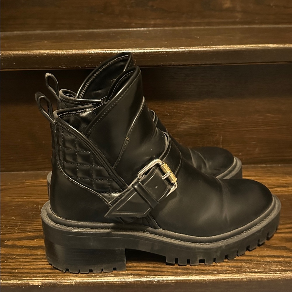 Zara Black Ankle Boots with Buckle (W38)